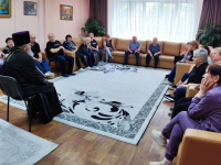  Встреча с клириком соборного храма святого Алексия Московского