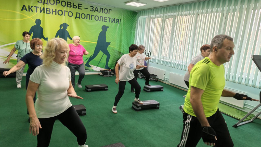 Кардио-тренировка на степ-платформах (2).jpg