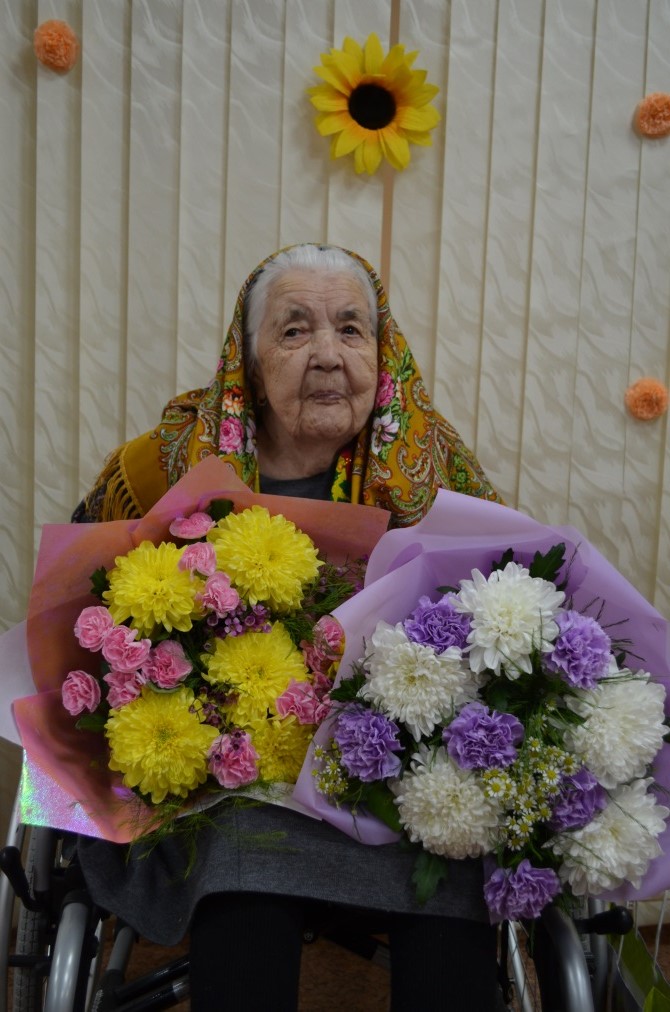 Ульмасбика Муллагариевна