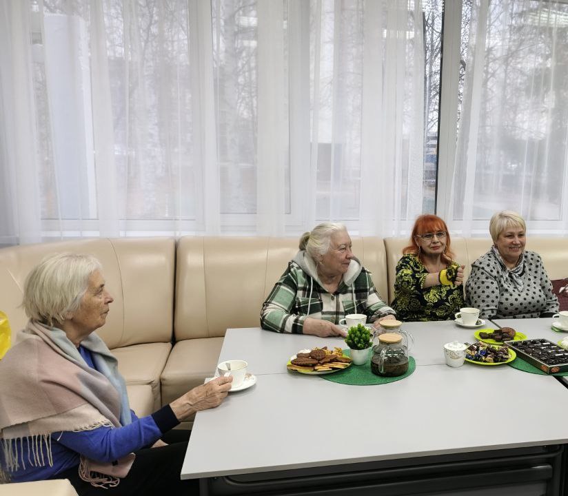 Клуб любителей кино (2).jpg