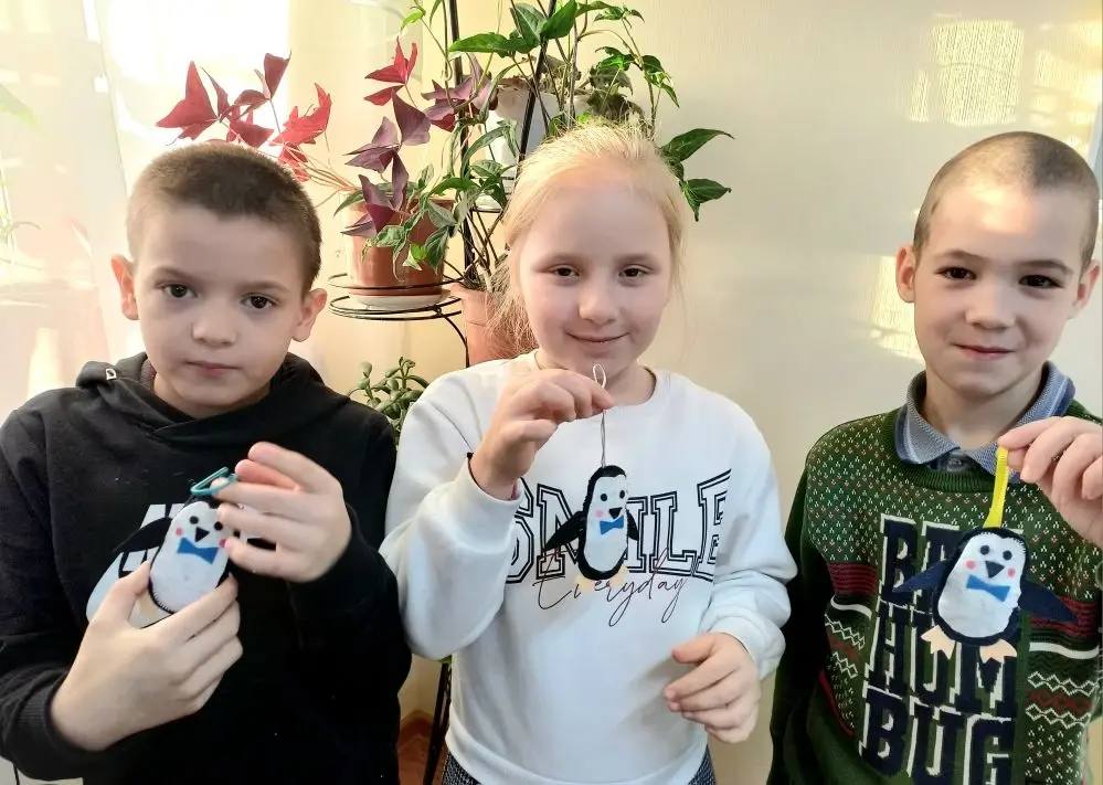 Делаем веселых пингвинчиков своими руками (3).jpg