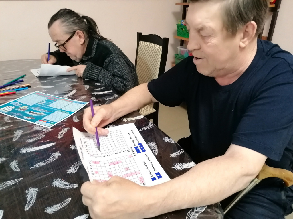 Настольная игра Морской бой (1).jpg