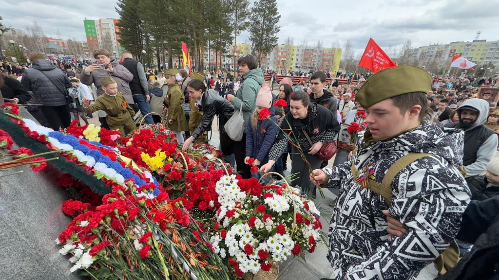 Участие в возложении коллектива.jpg