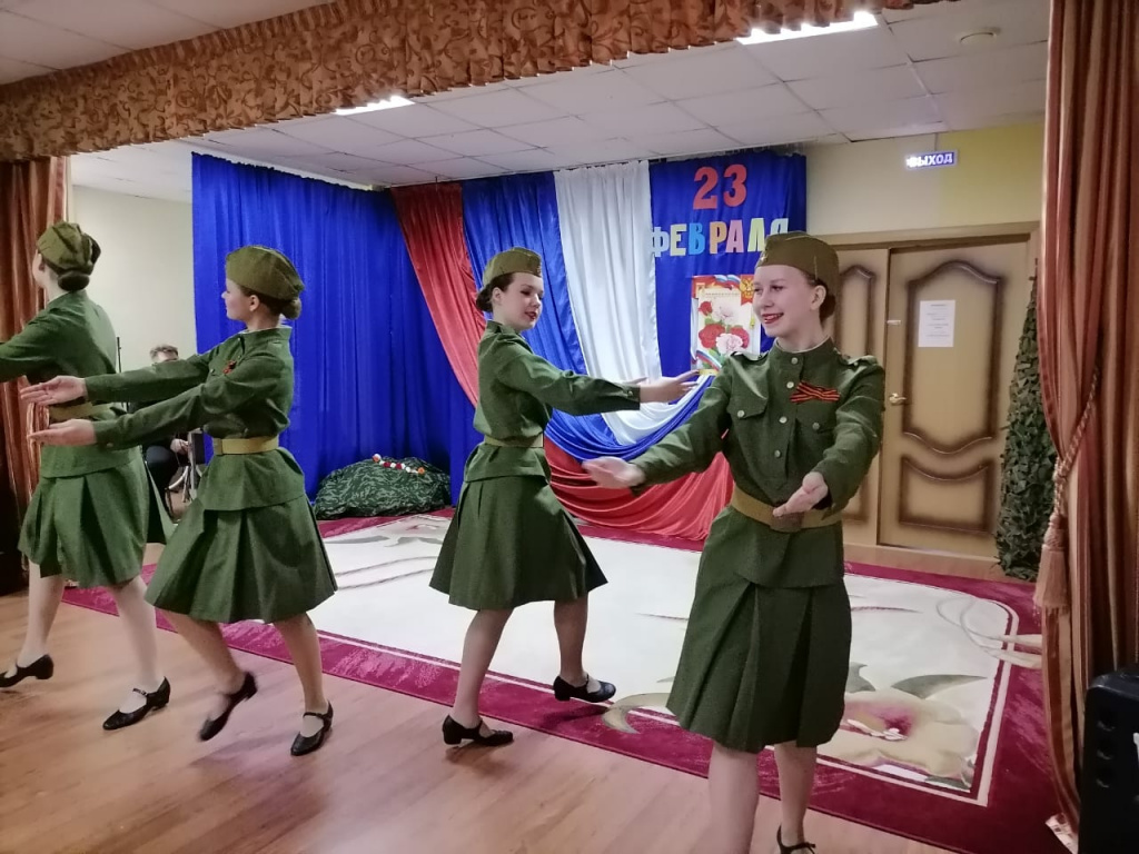 Таневальный коллектив.jpg