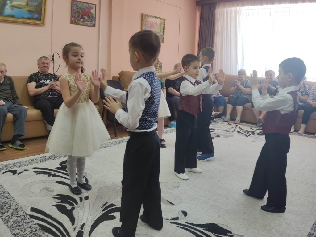Танцы.jpg