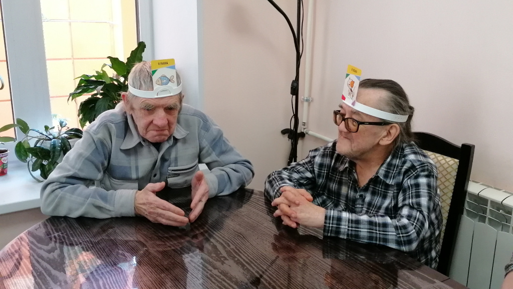 проживающие задают наводящие вопросы.jpg